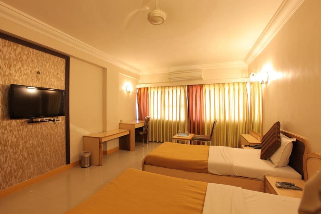 Hotel Prudent Vadodara Zewnętrze zdjęcie